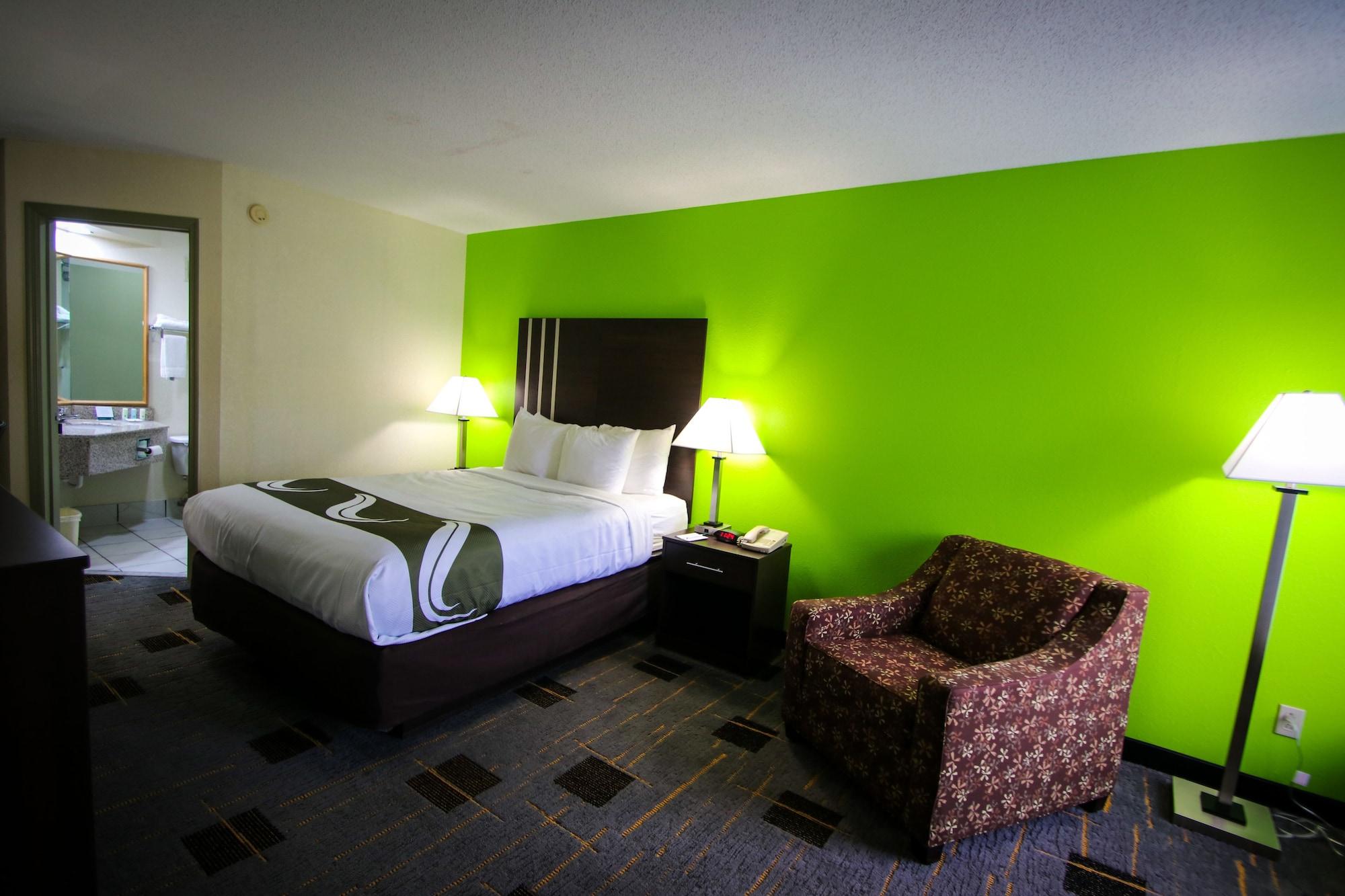 Quality Inn Кливленд Экстерьер фото