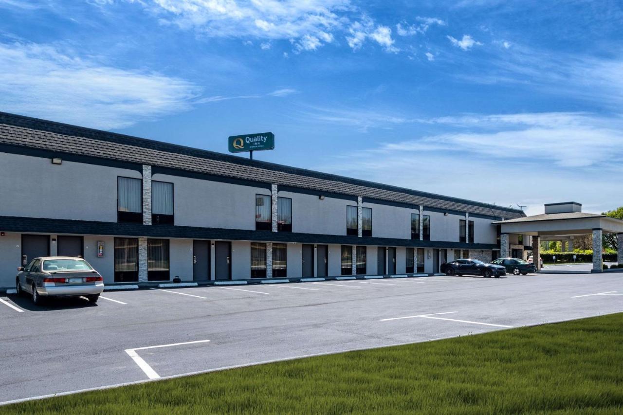 Quality Inn Кливленд Экстерьер фото