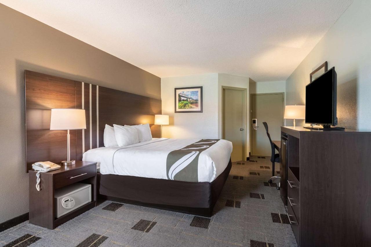 Quality Inn Кливленд Экстерьер фото