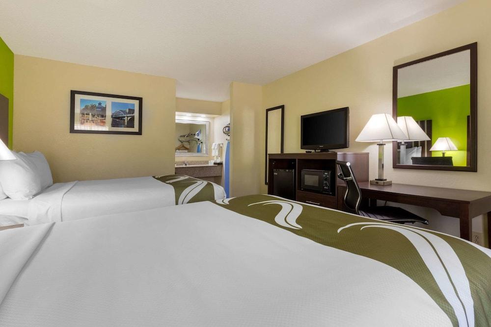Quality Inn Кливленд Экстерьер фото