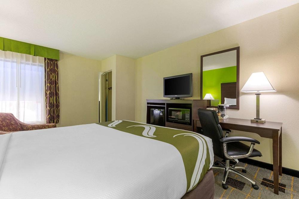 Quality Inn Кливленд Экстерьер фото